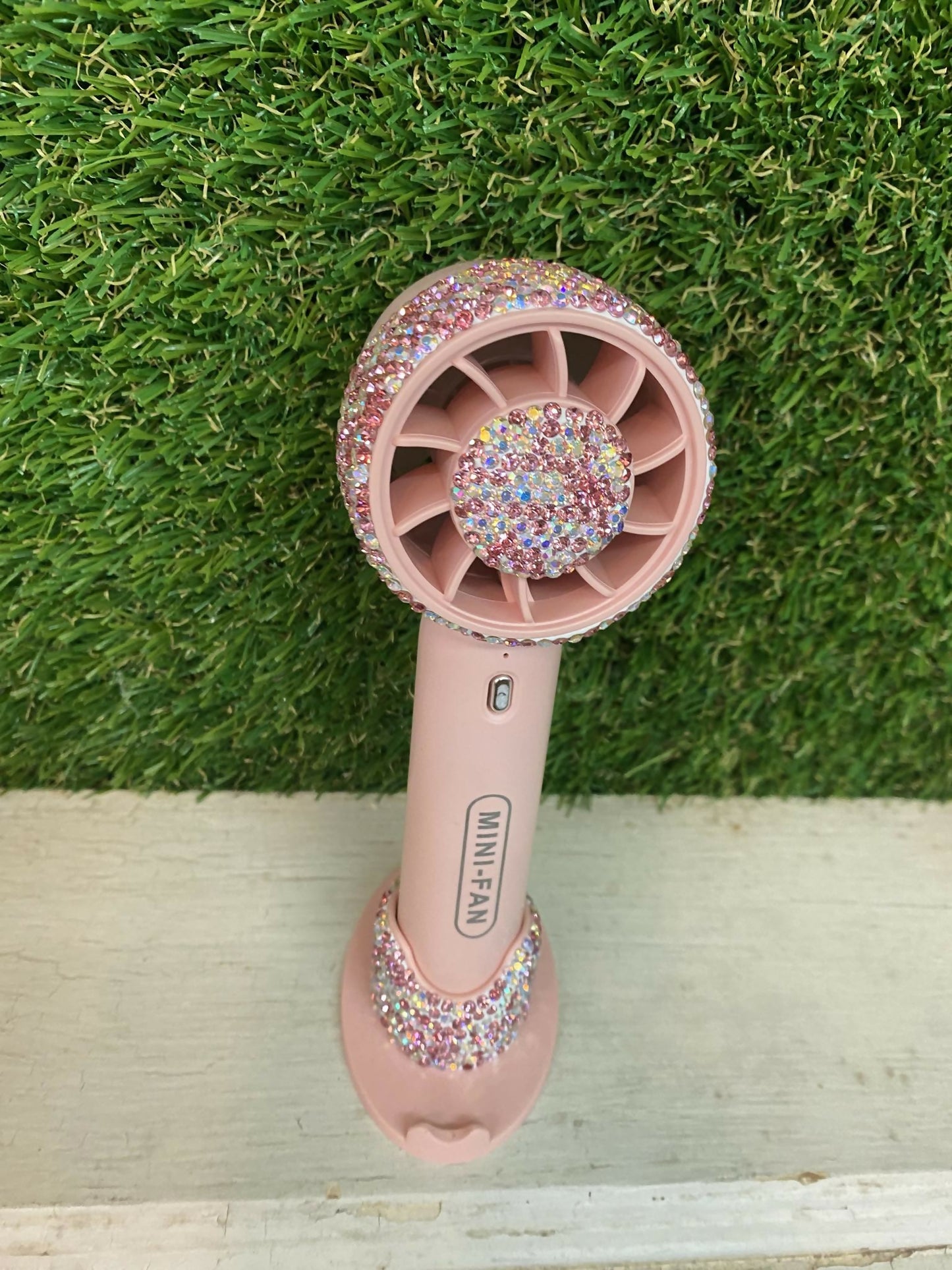 618c8a4e-4f22-4b68-8f86-d3958bff4fd7