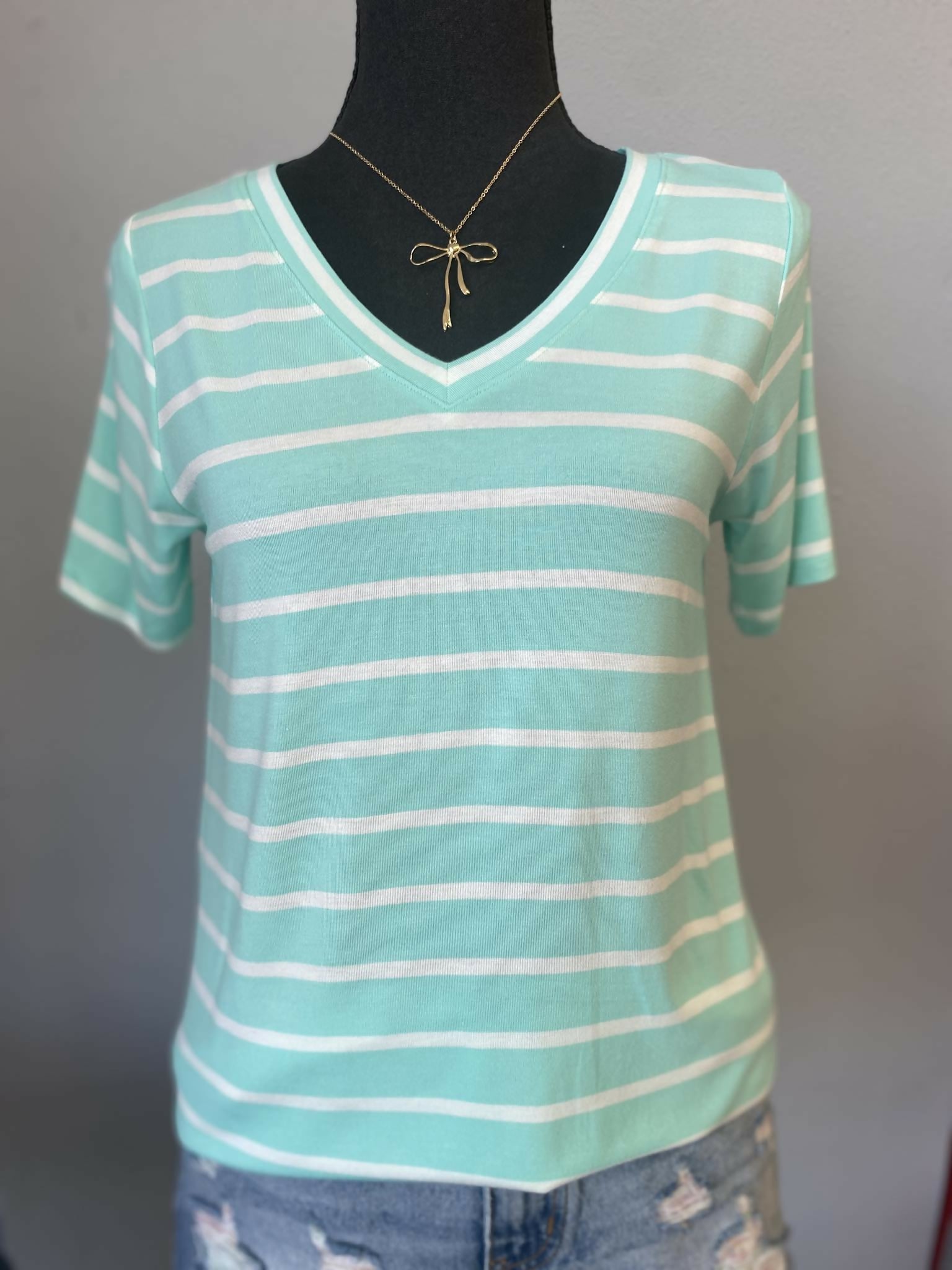 69b0f580-a6ff-4b22-ba61-cc4aa5ea9361