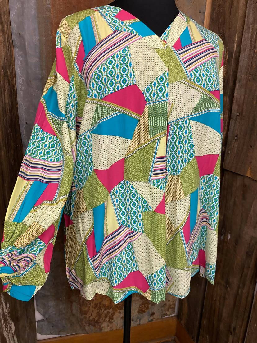 Emery Geo Color Top Plus