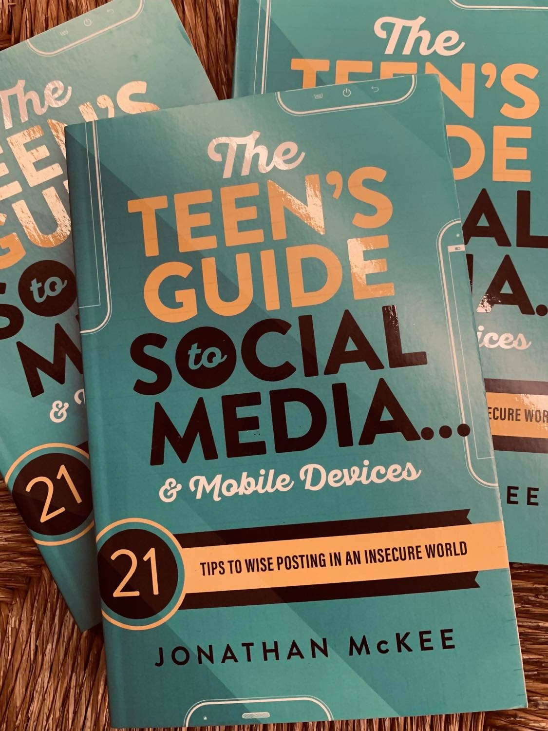 The Teen's Guide to Social Media ....