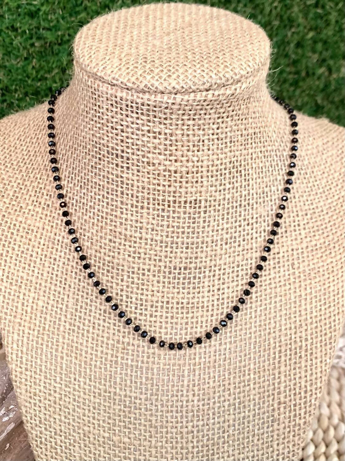 Charly Black Bead NK