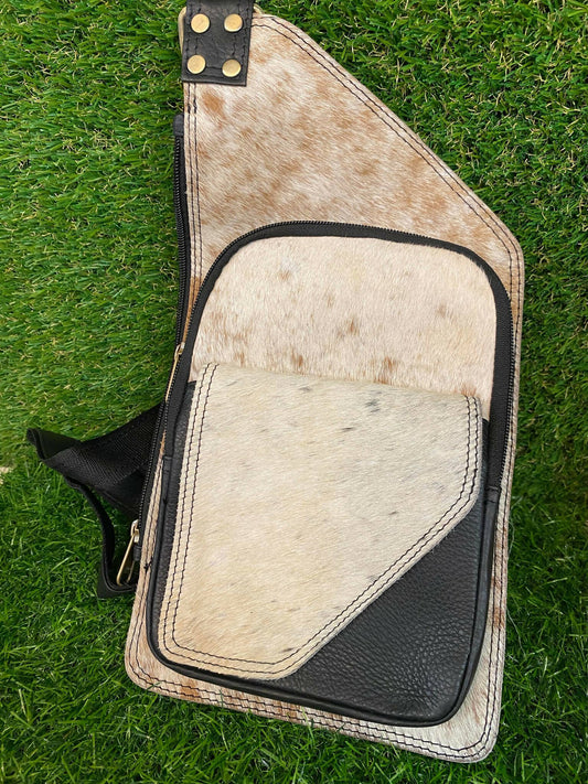 Rhea Messenger Bag